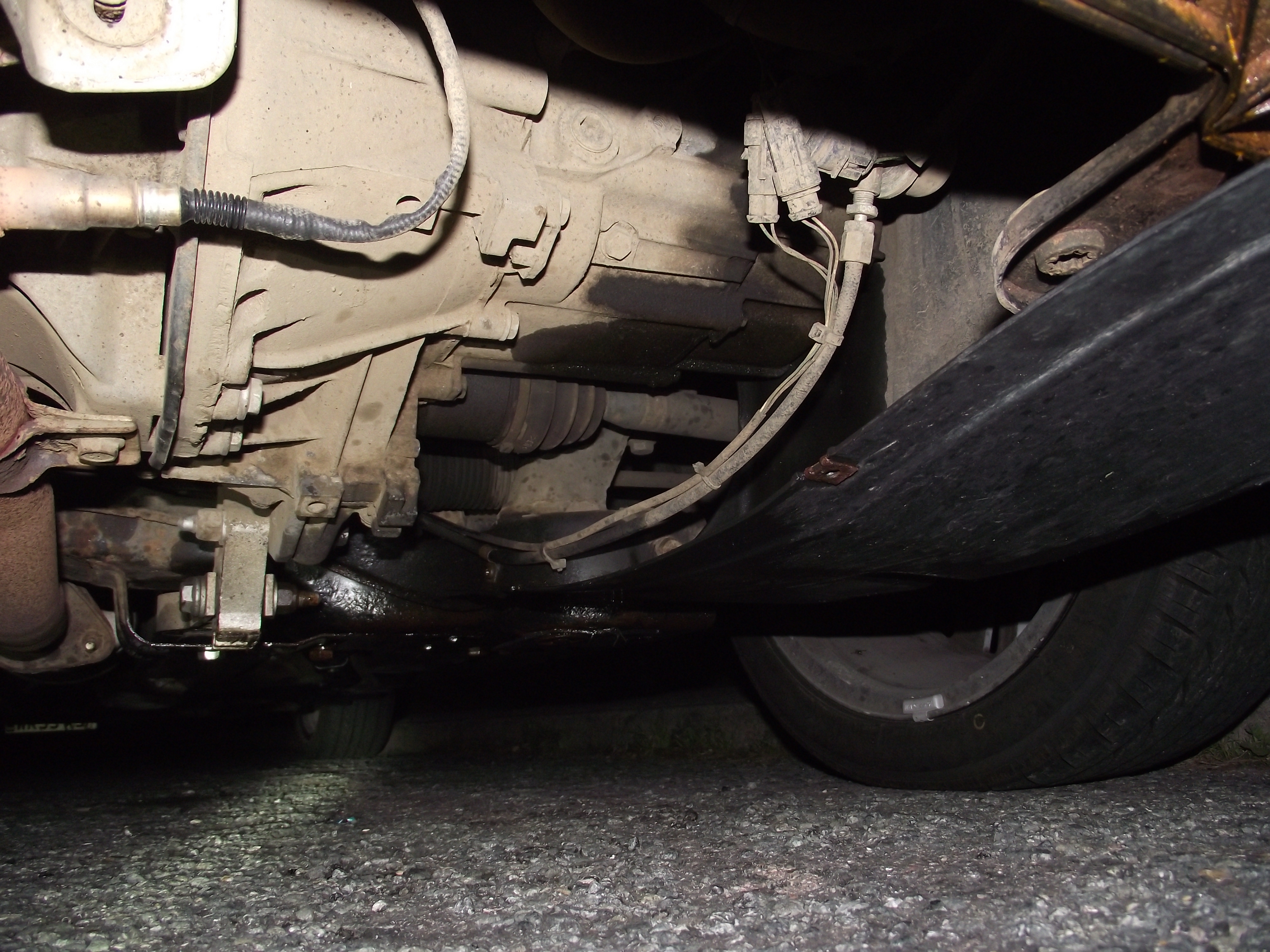 Toyota yaris gearbox oil leak