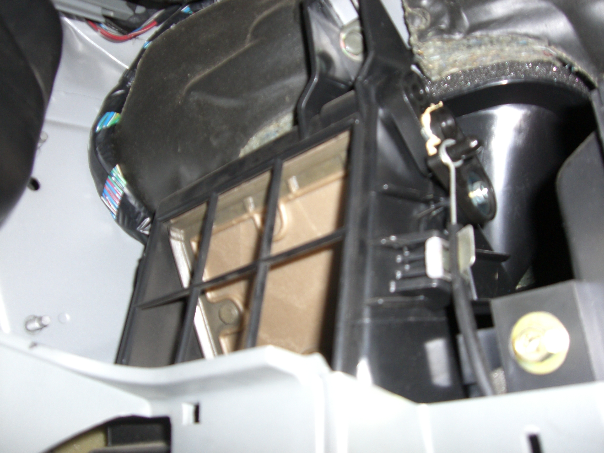 Nissan micra k12 pollen filter location #9