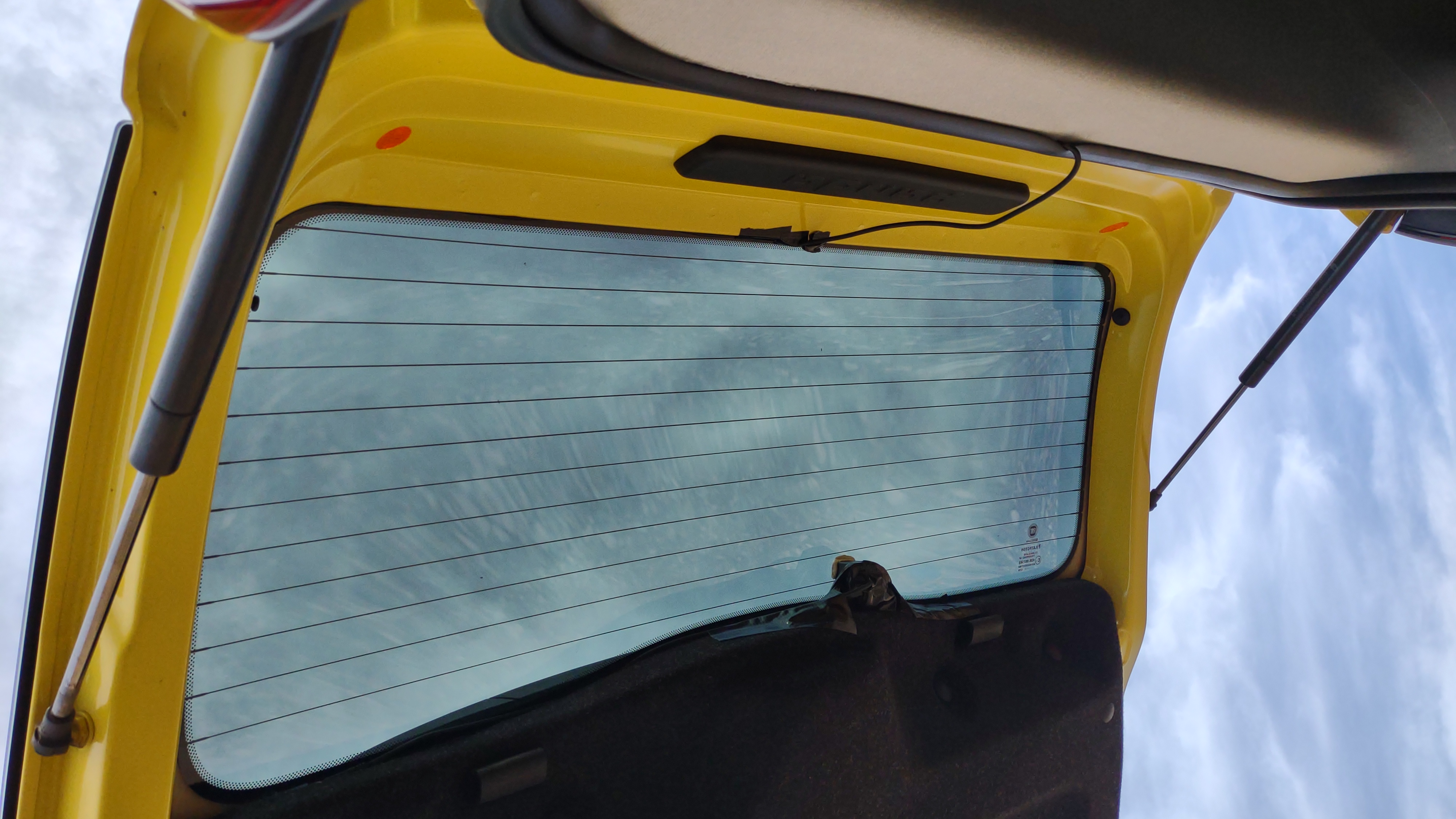 11_rear window wide.jpg