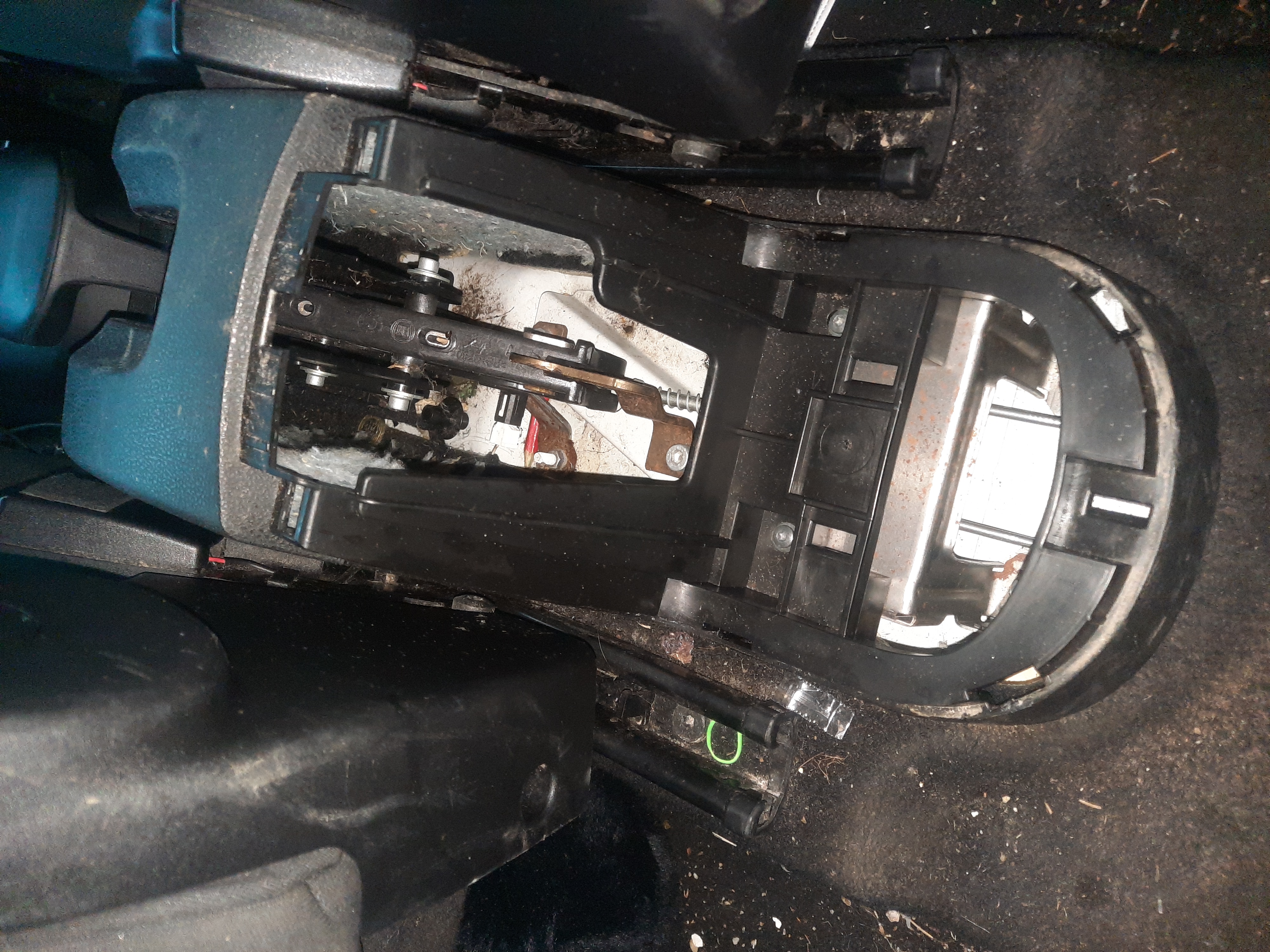 Fiat 500 sales handbrake cable