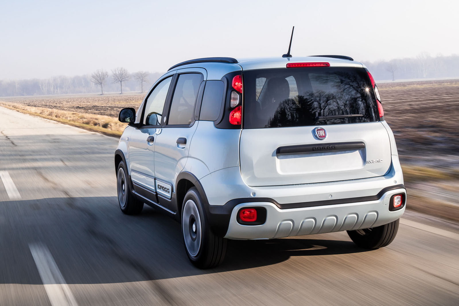 3-fiat-panda-cross-hybrid-2020-fd-hero-rear.jpg