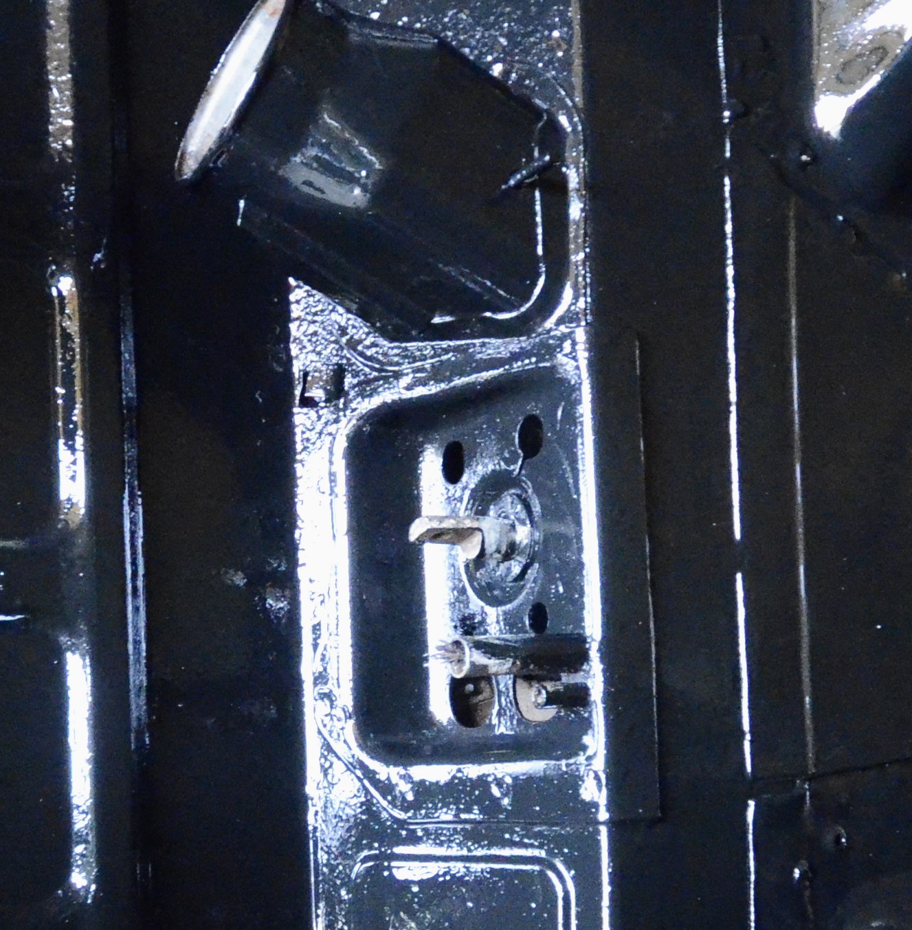 brake cable slot.JPG