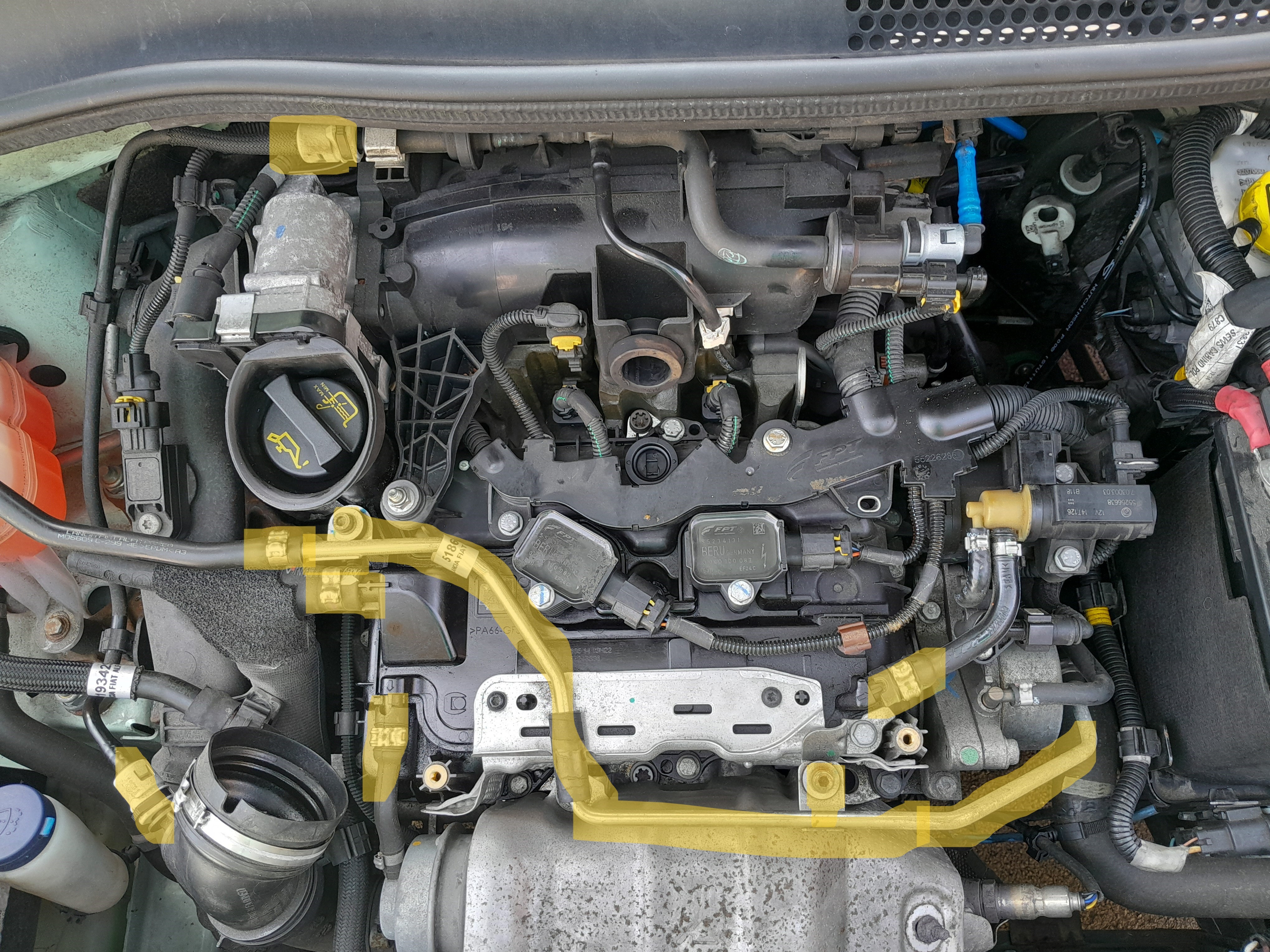 engine hose clips .jpg