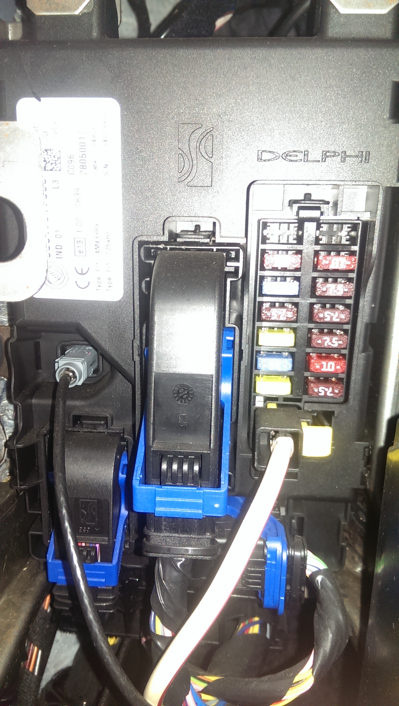 Aux cable without blue and me at my wits end FIAT Grande Punto
