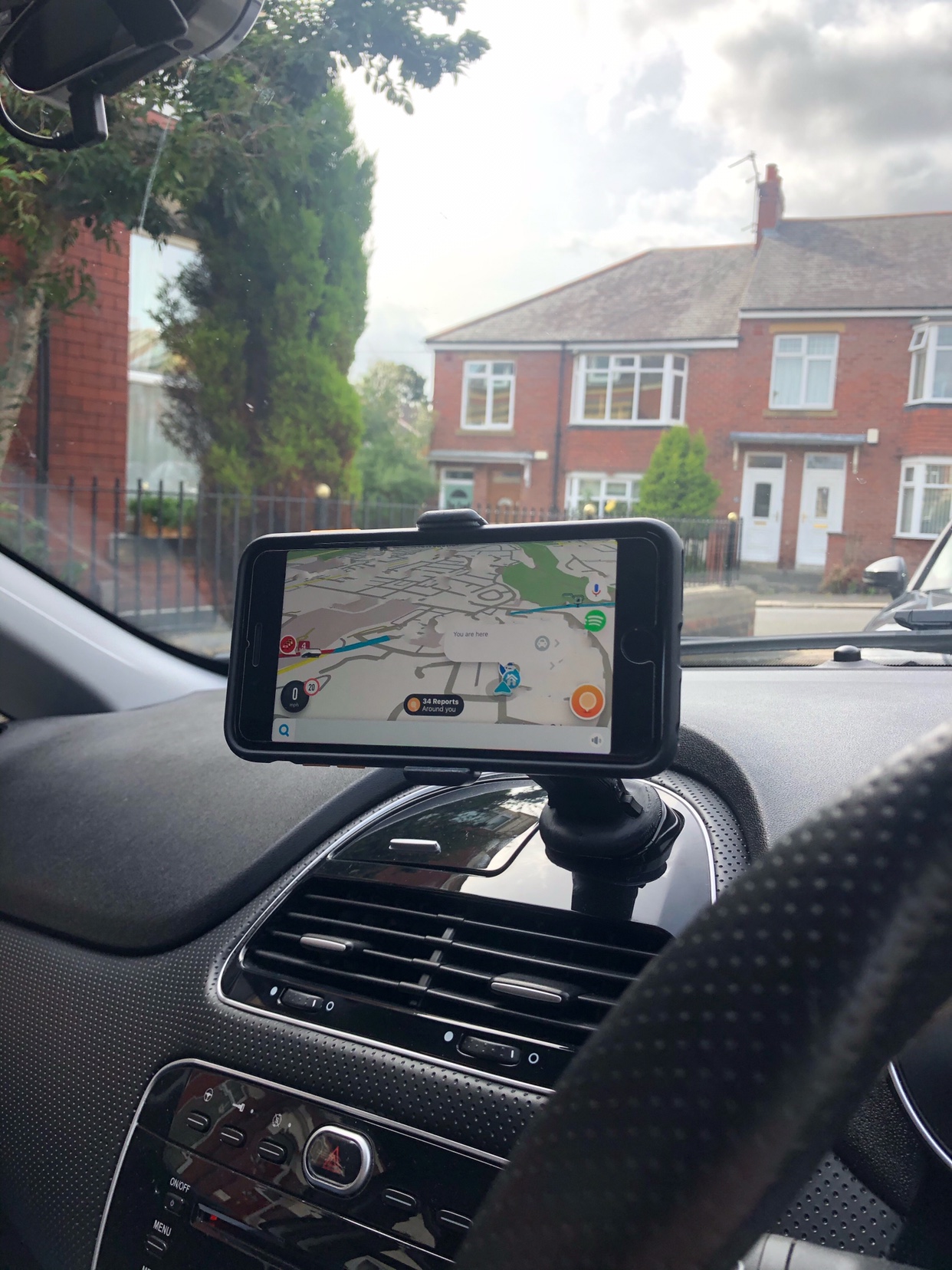 Fiat punto evo dashboard phone holder discount