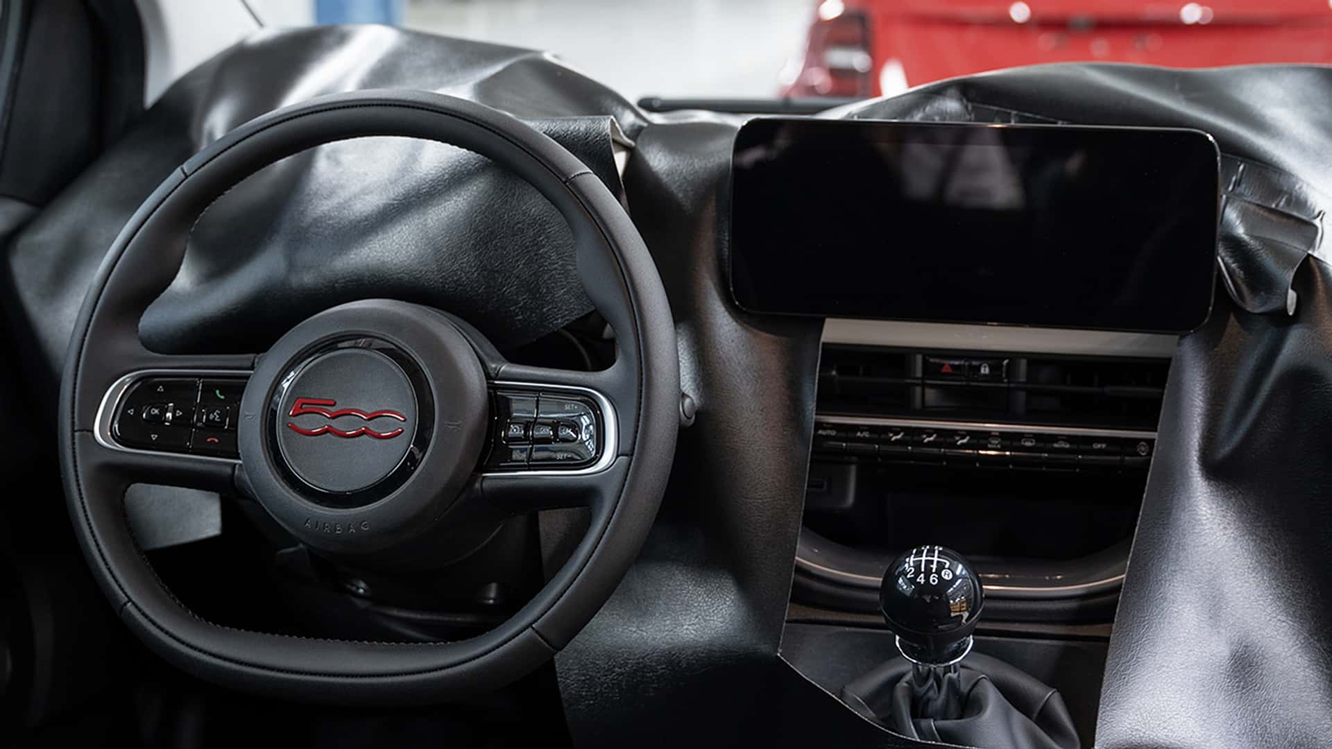 nuova-fiat-500-hybrid-2025-le-prime-foto.jpg