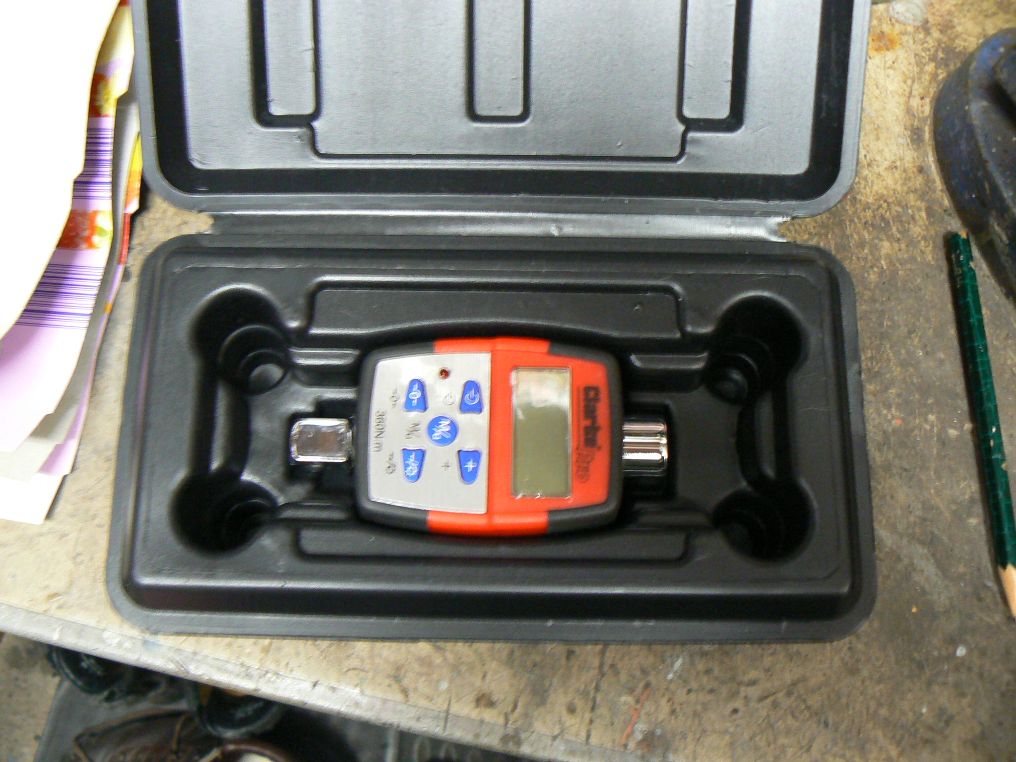 Clarke digital clearance torque wrench
