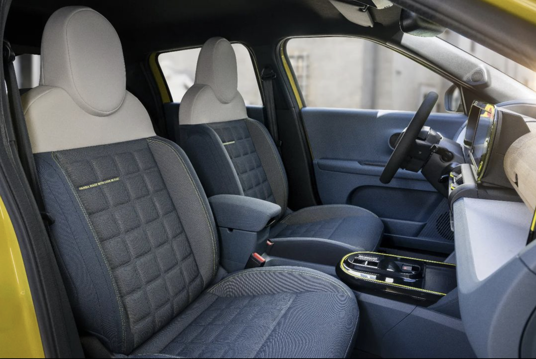 Panda interieur 1.jpeg