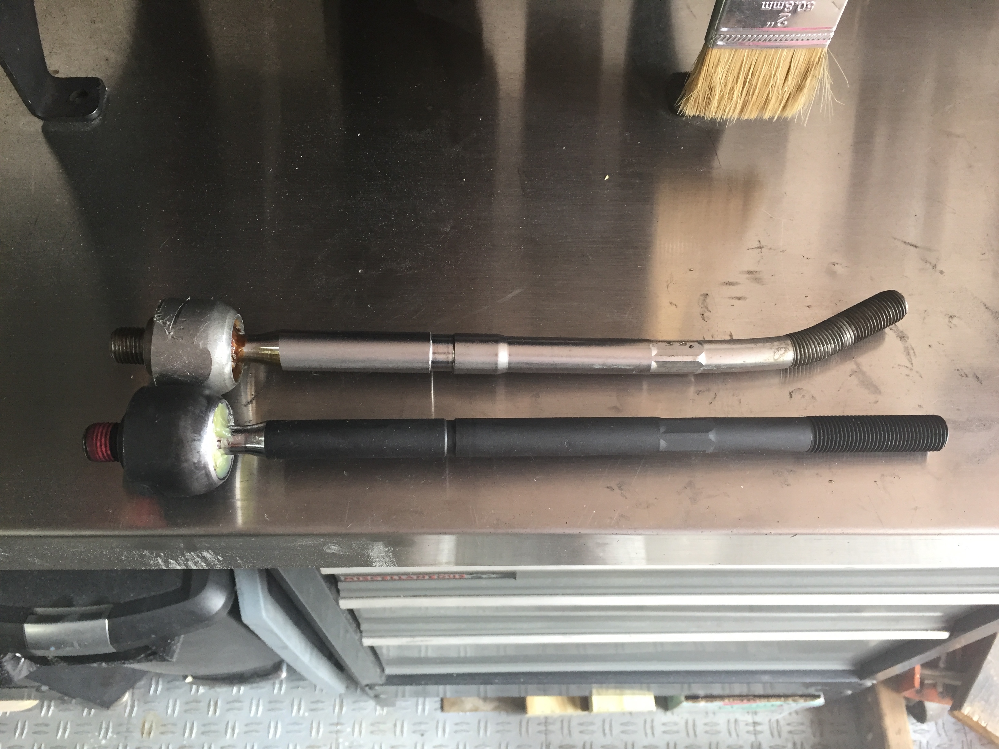 Tie rod comparison.JPG