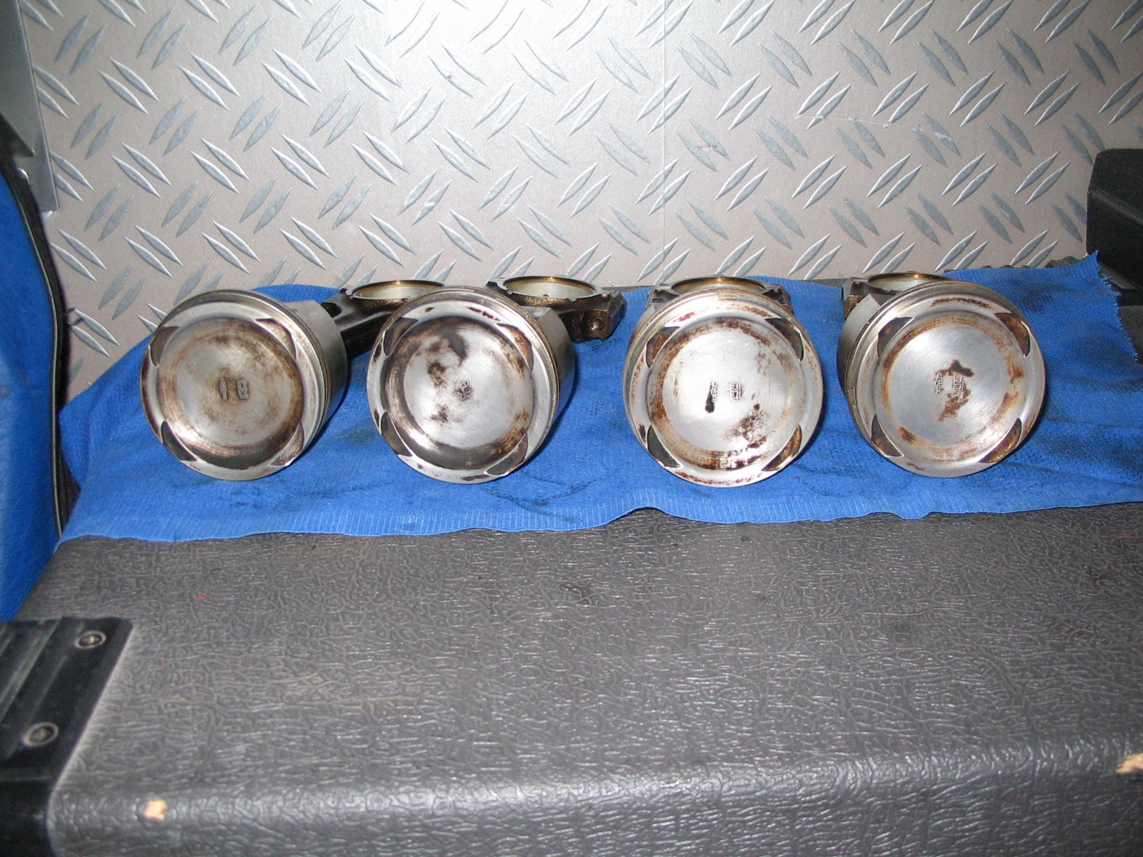 16v Piston Tops