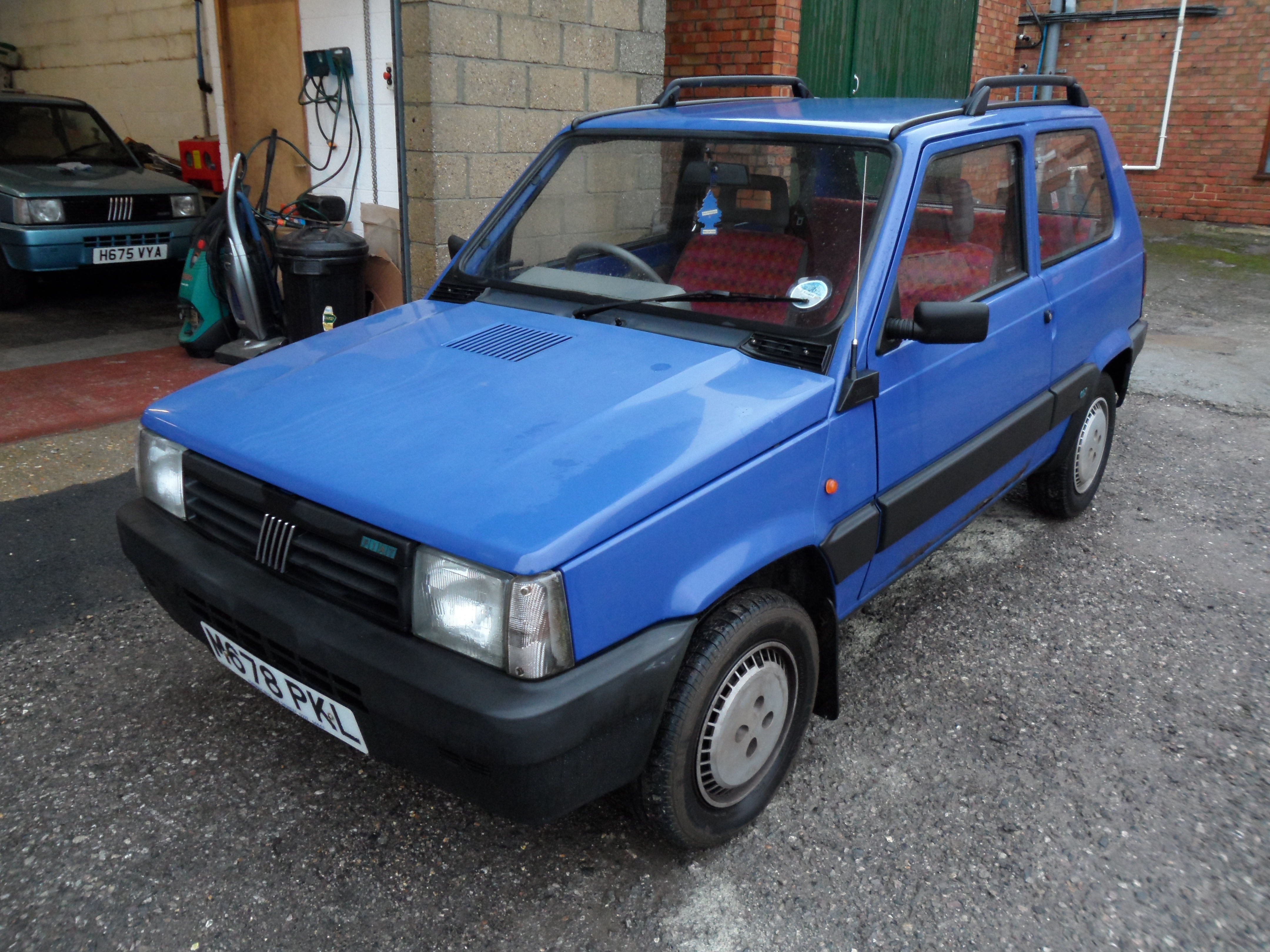 1995 Panda clx