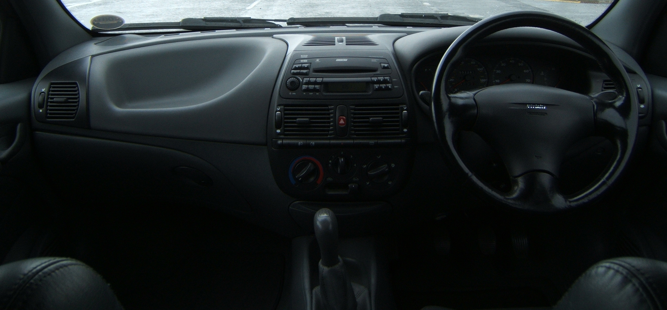 1996 Fiat Bravo 1.8 HLX Ink Black - Dashboard