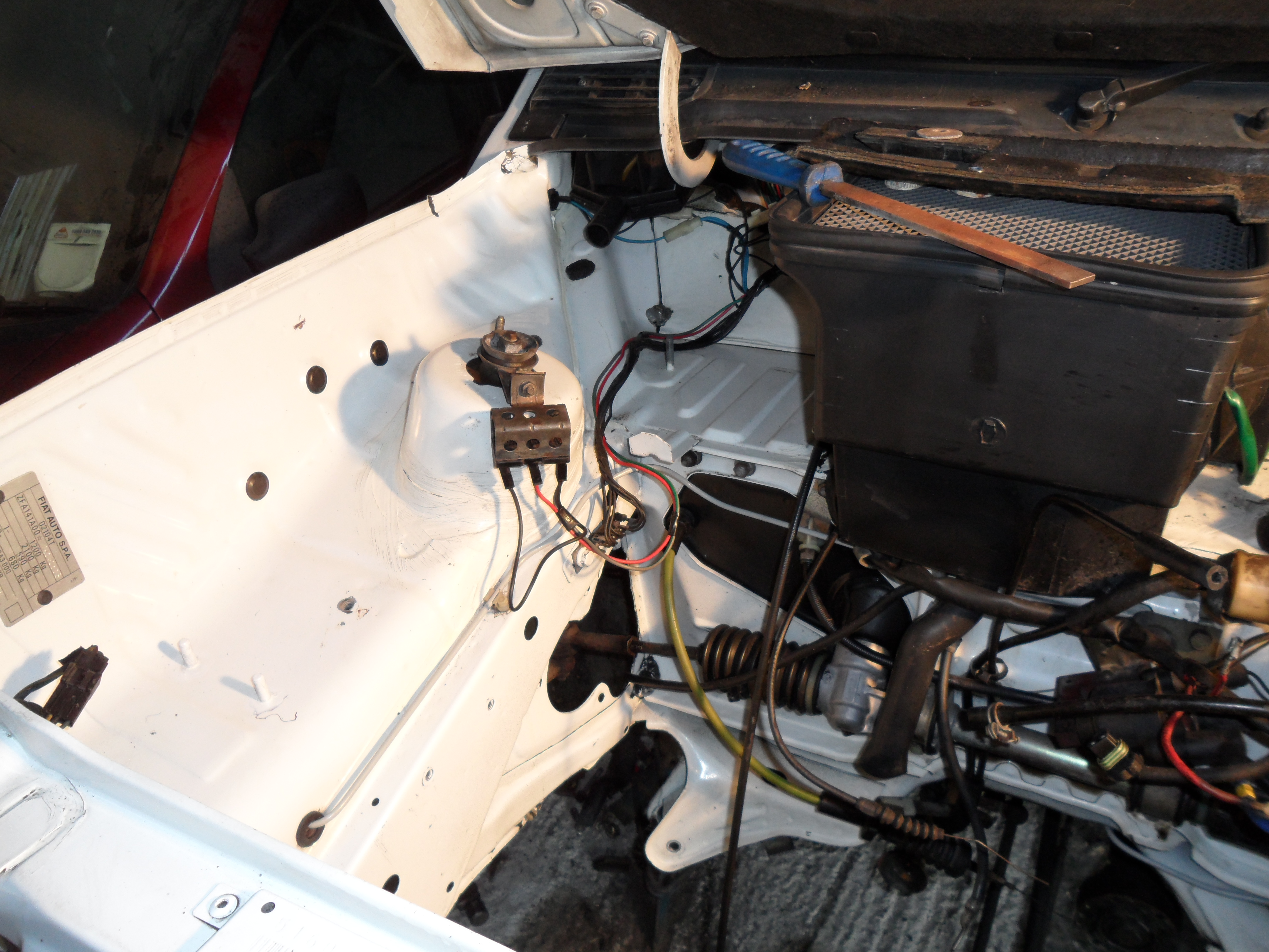 4x4 engine bay
