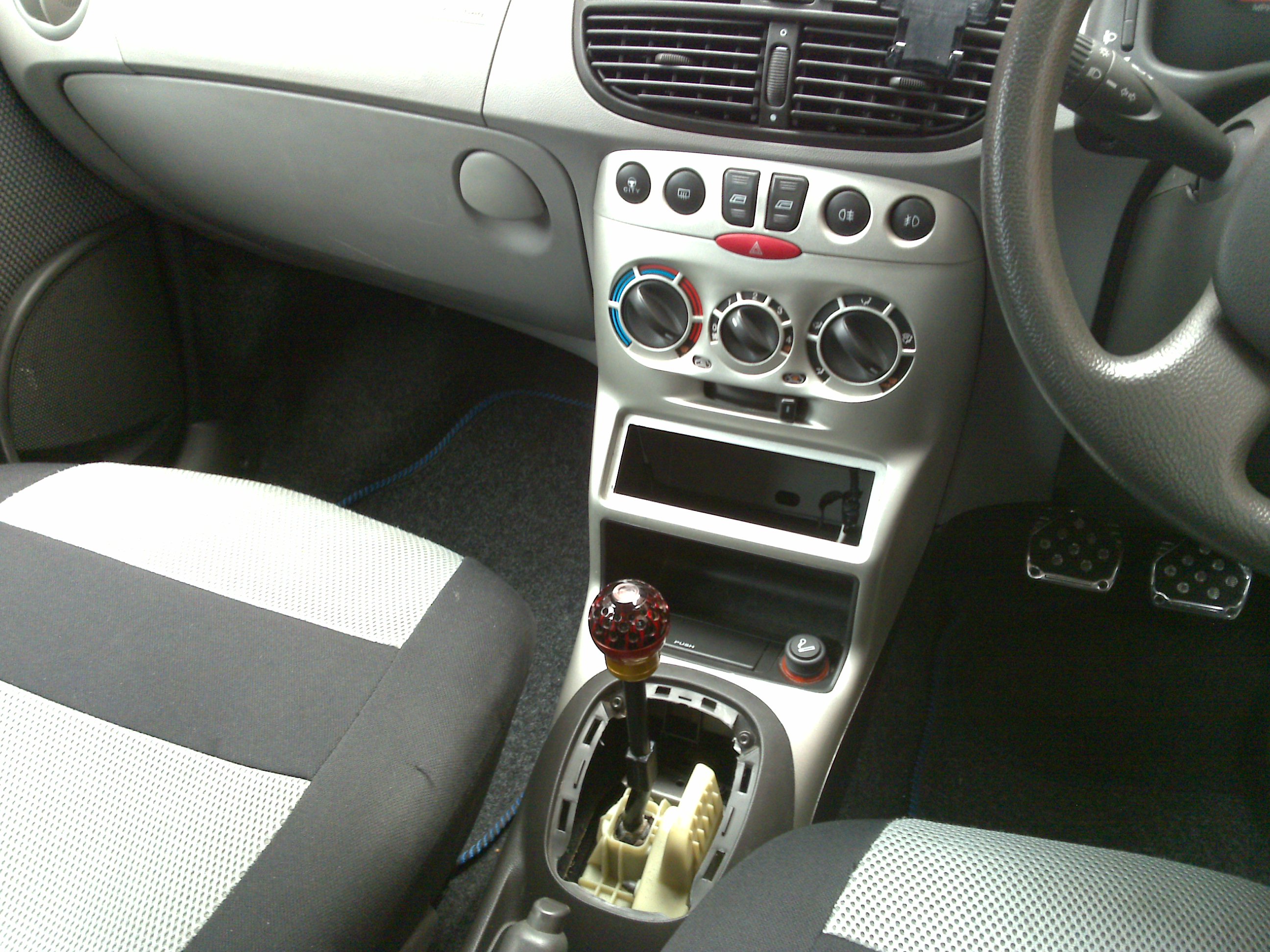 Centre Console 2