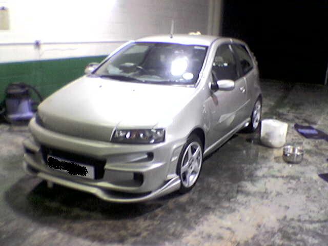 6809Car_looking_clean_and_tidy.jpg