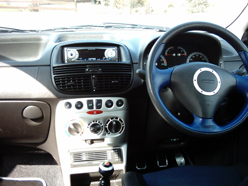 8709interior2.jpg