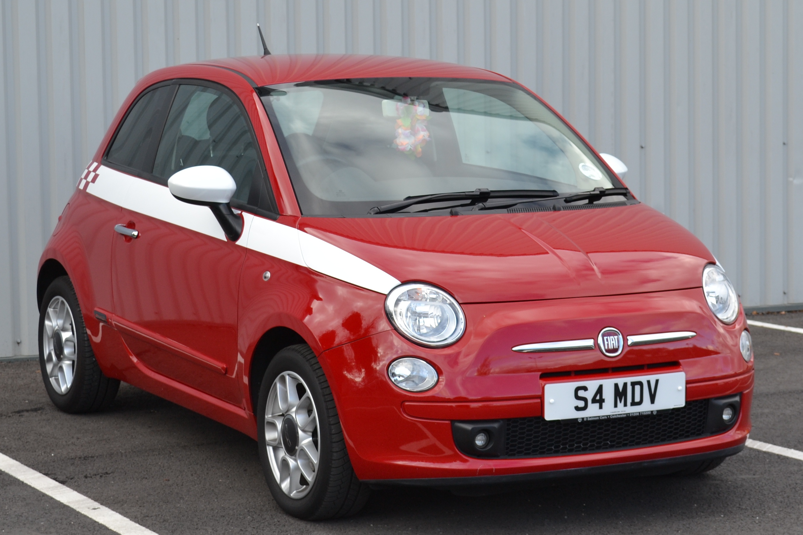 500 'Knuckles' the Fiat 500 1.4 Sport Page 3 The FIAT