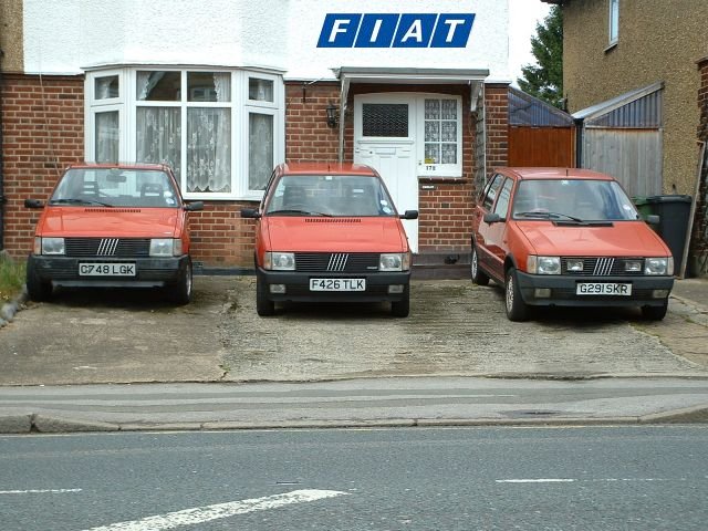 uno_garage.jpg