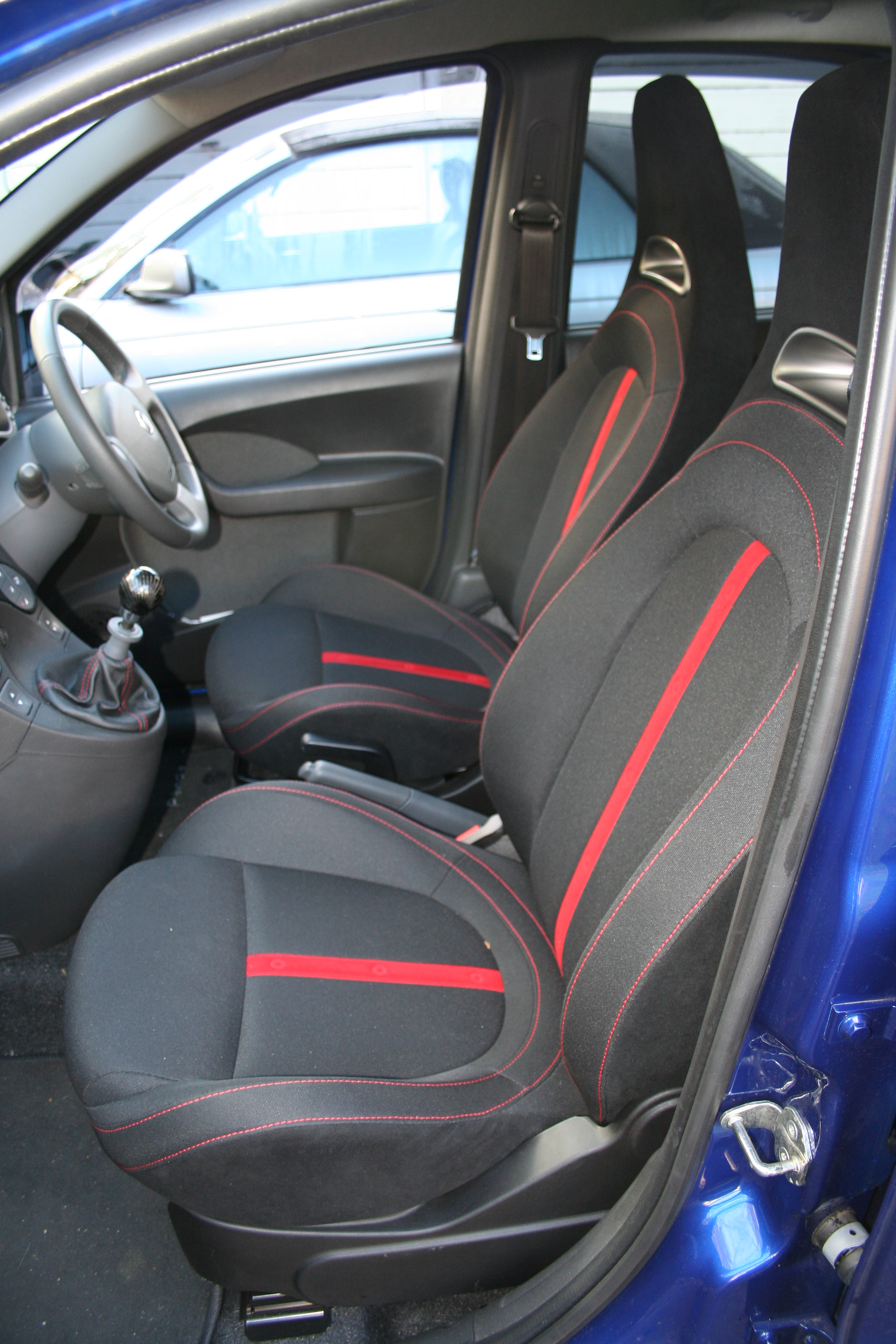 Fiat 500 Abarth seats in Panda 100Hp