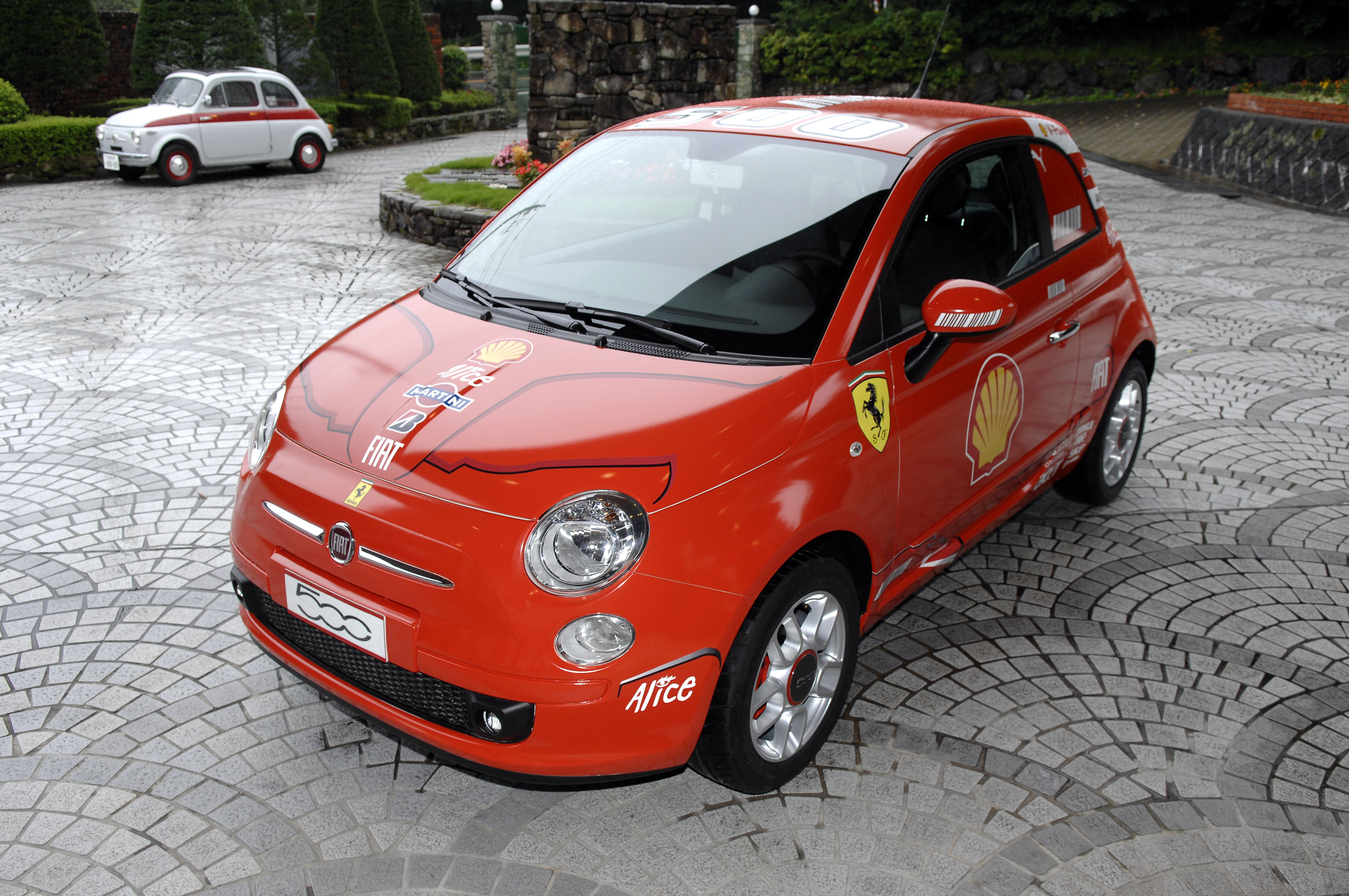 fiat-500-ferrari-colours