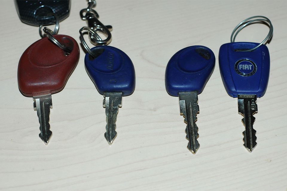 fiat_keys_code_1_2