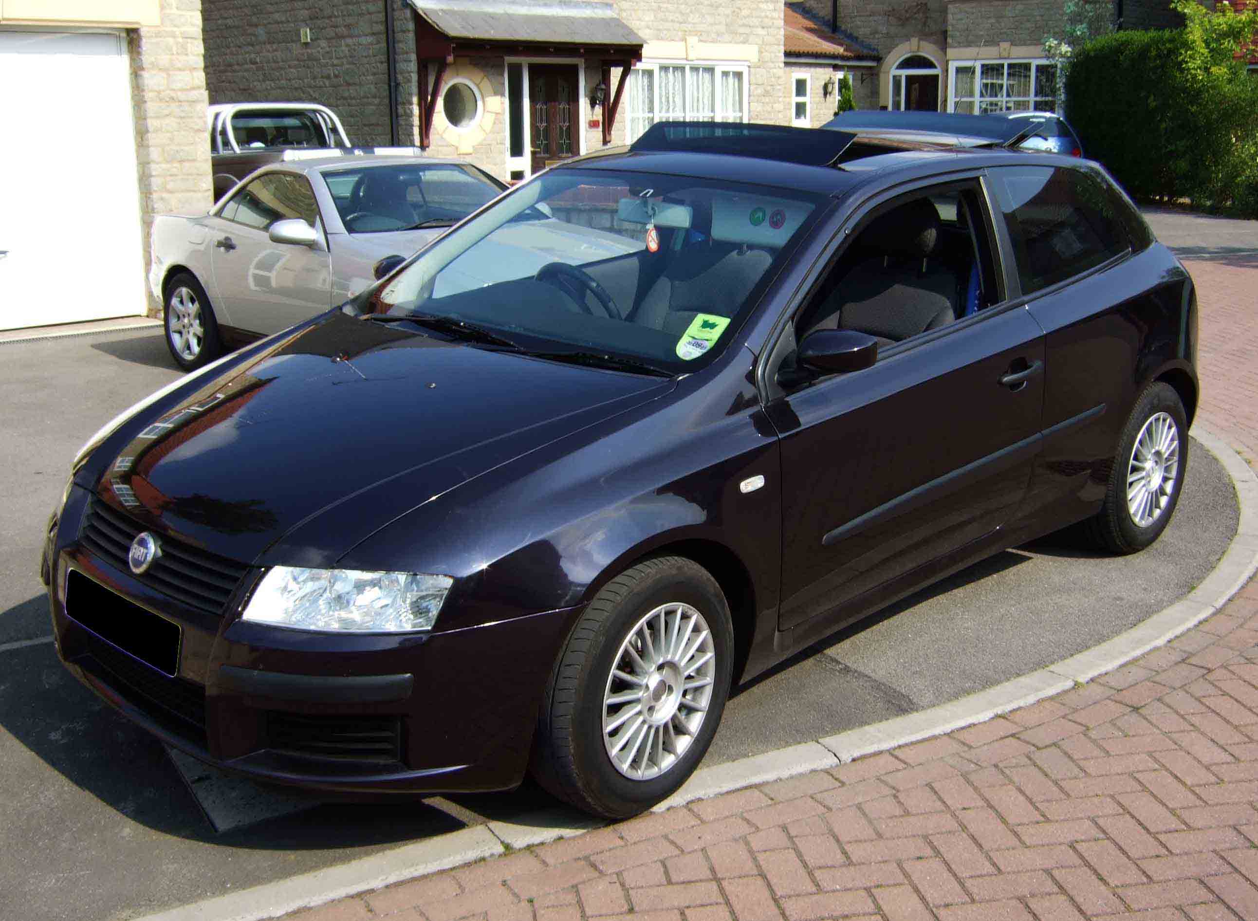 Fiat_Stilo_compressed