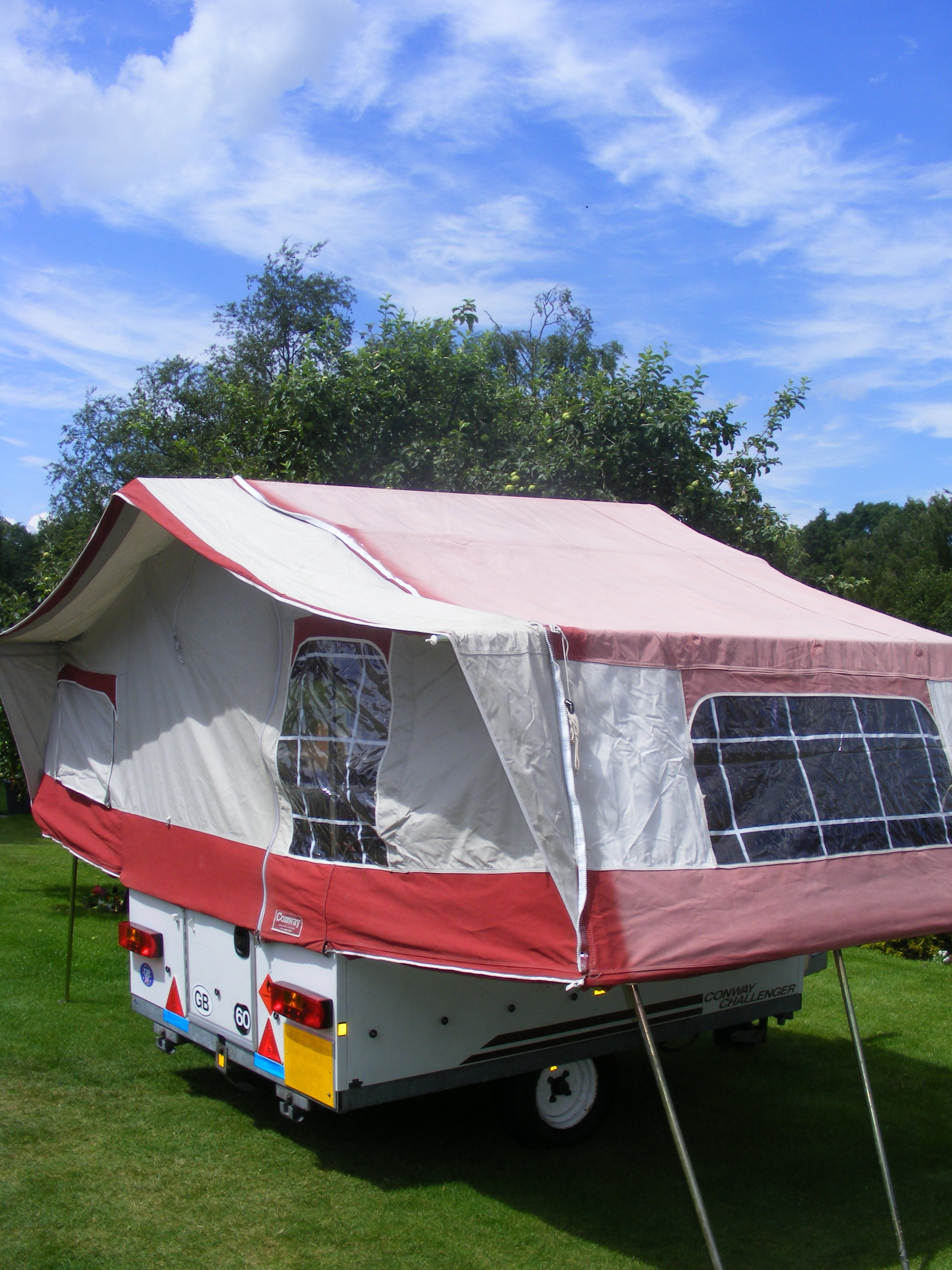 Folding camper