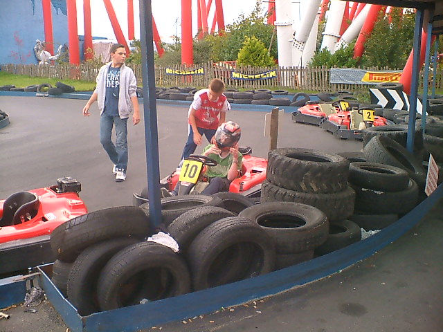 go_karts_tom