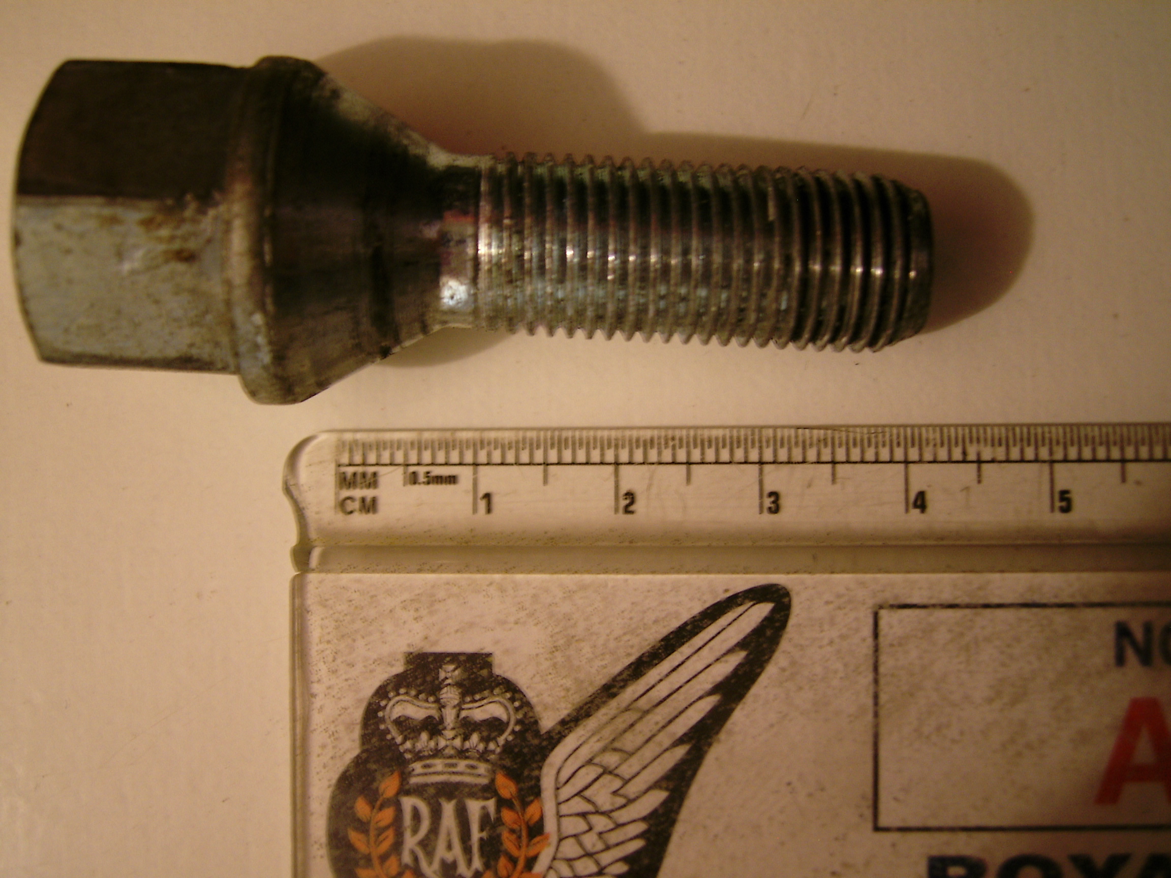 lancia beta wheel bolt for panda marbella