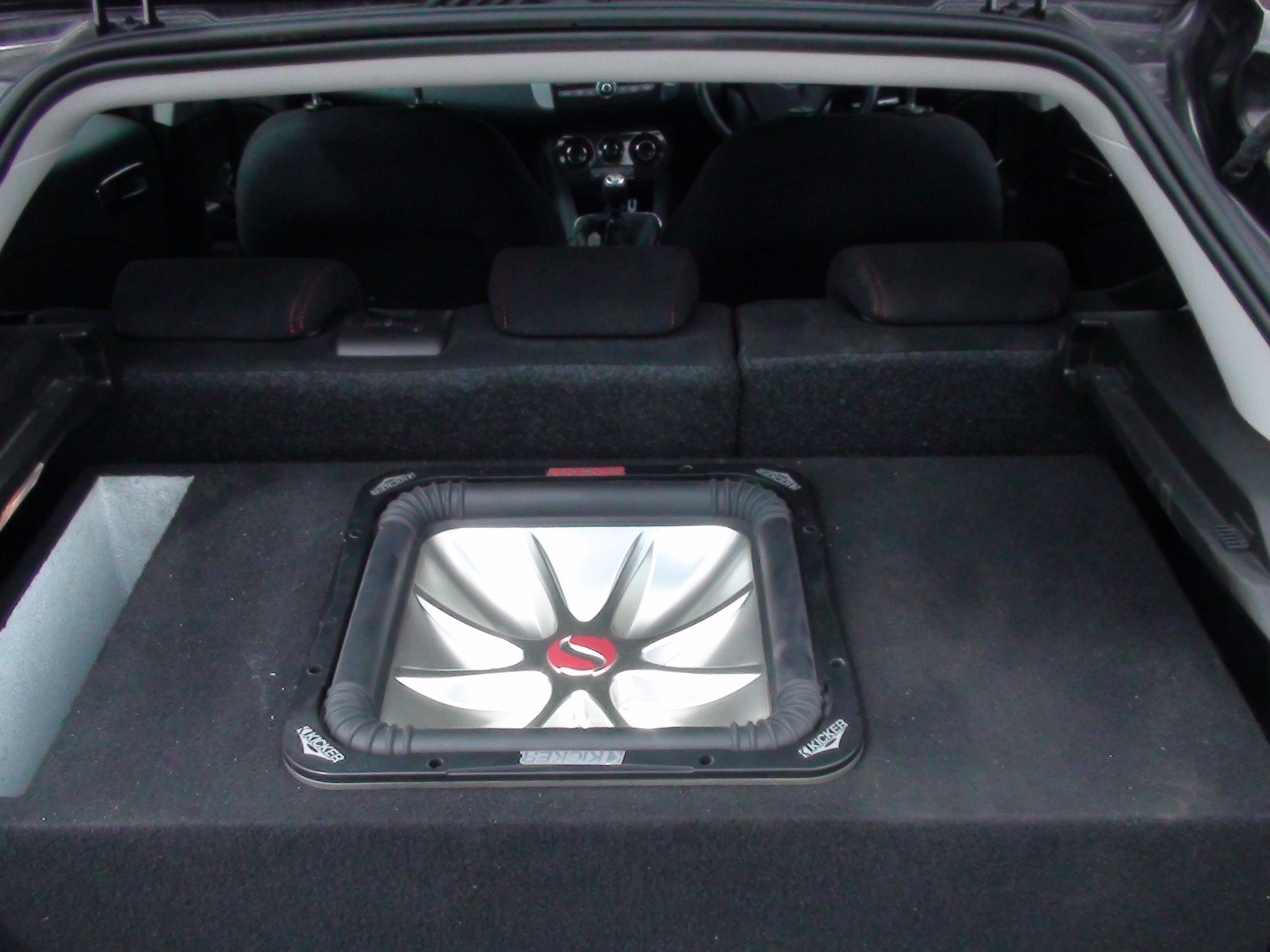 My 15" kicker L5 The FIAT Forum