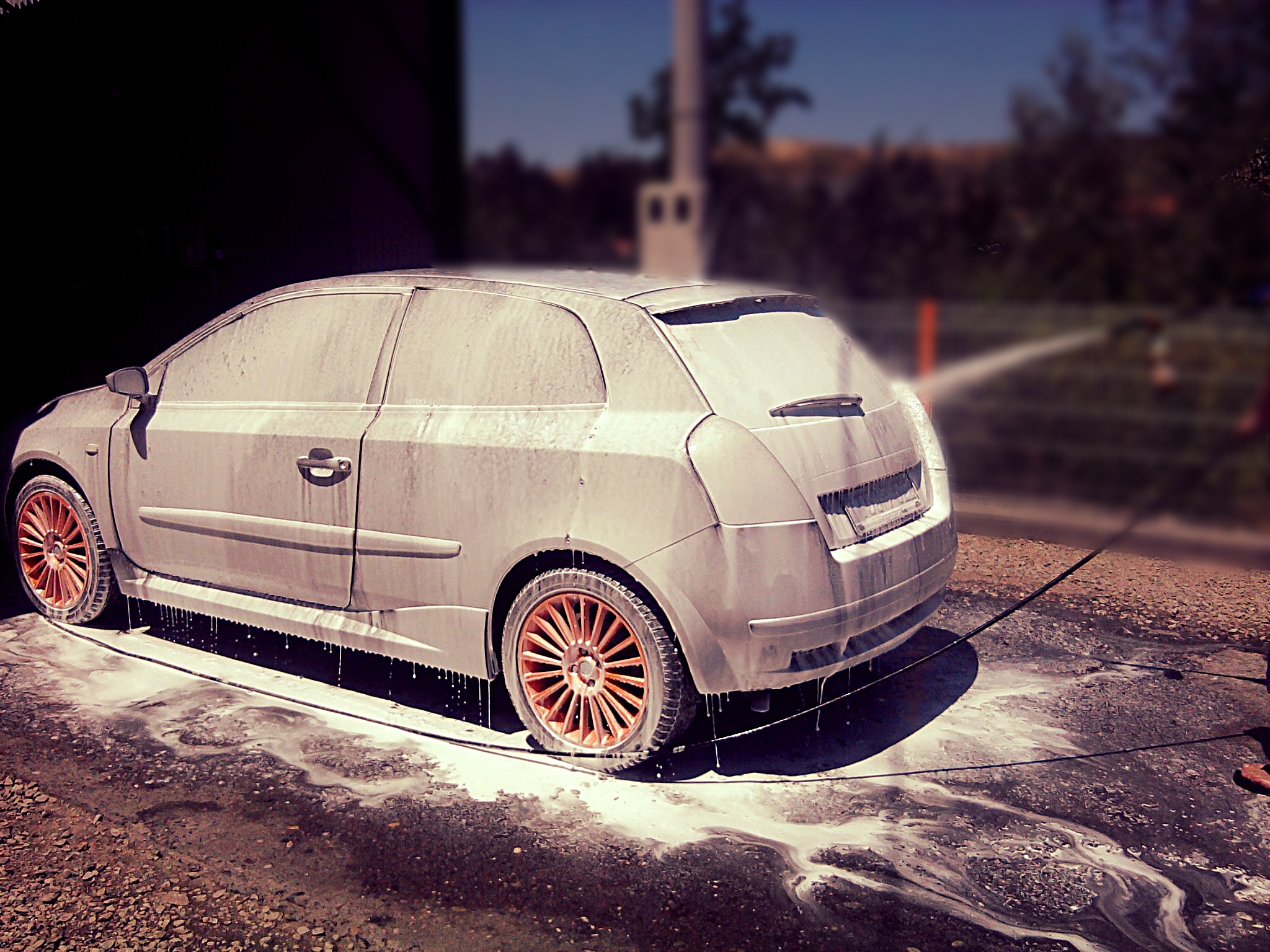 orange wheels