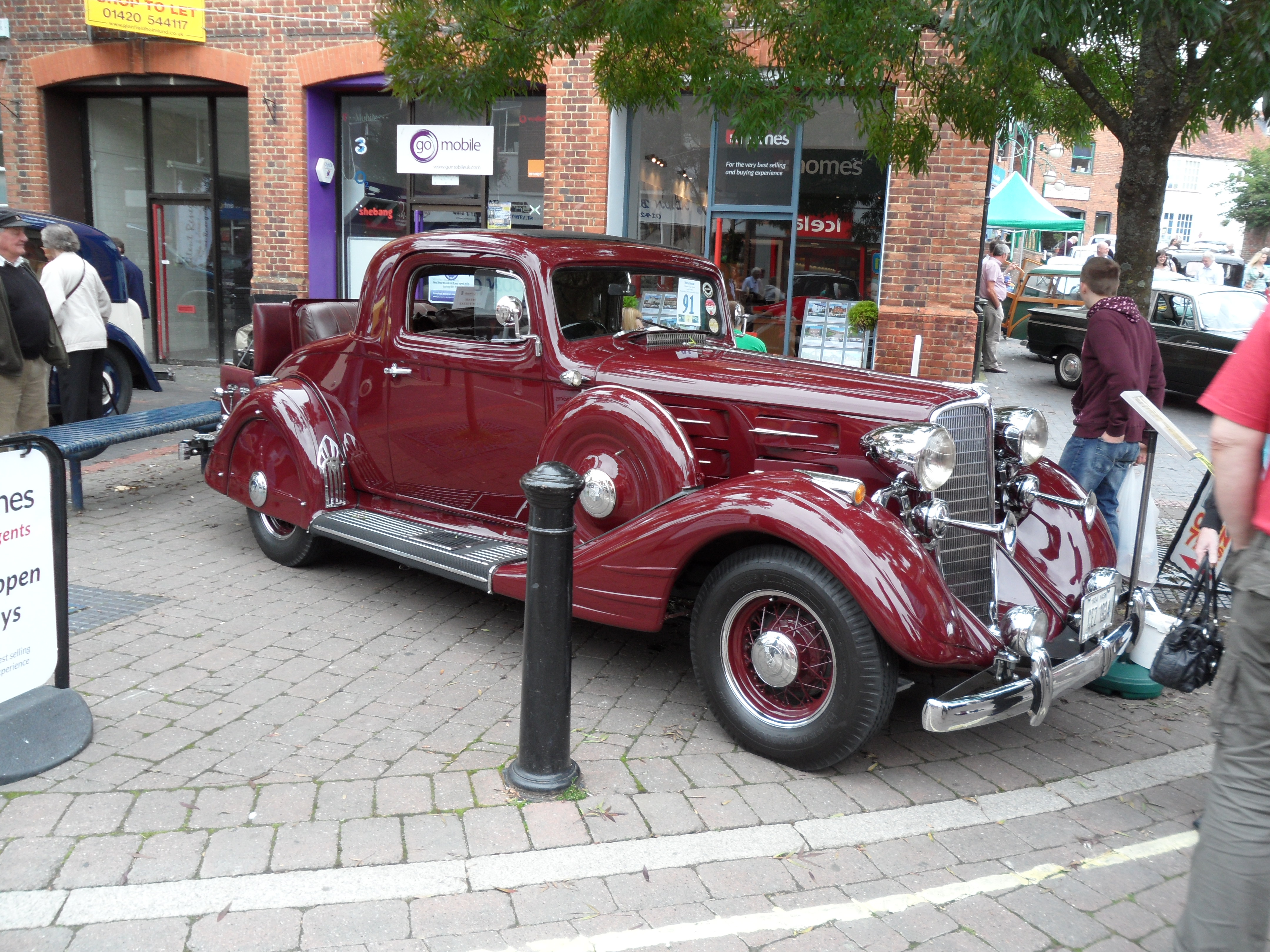 Panda at car show