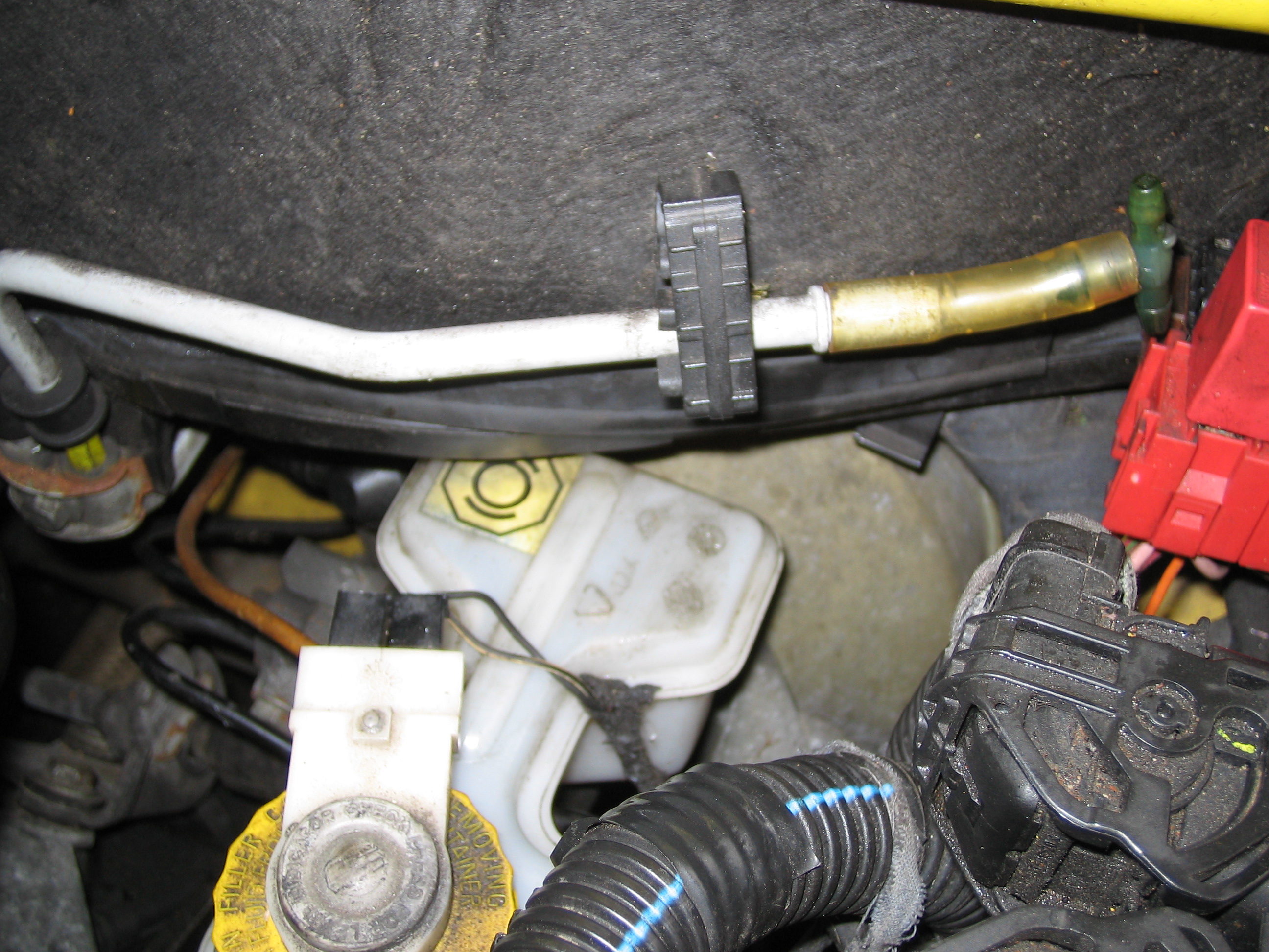 Plugged return pipe
