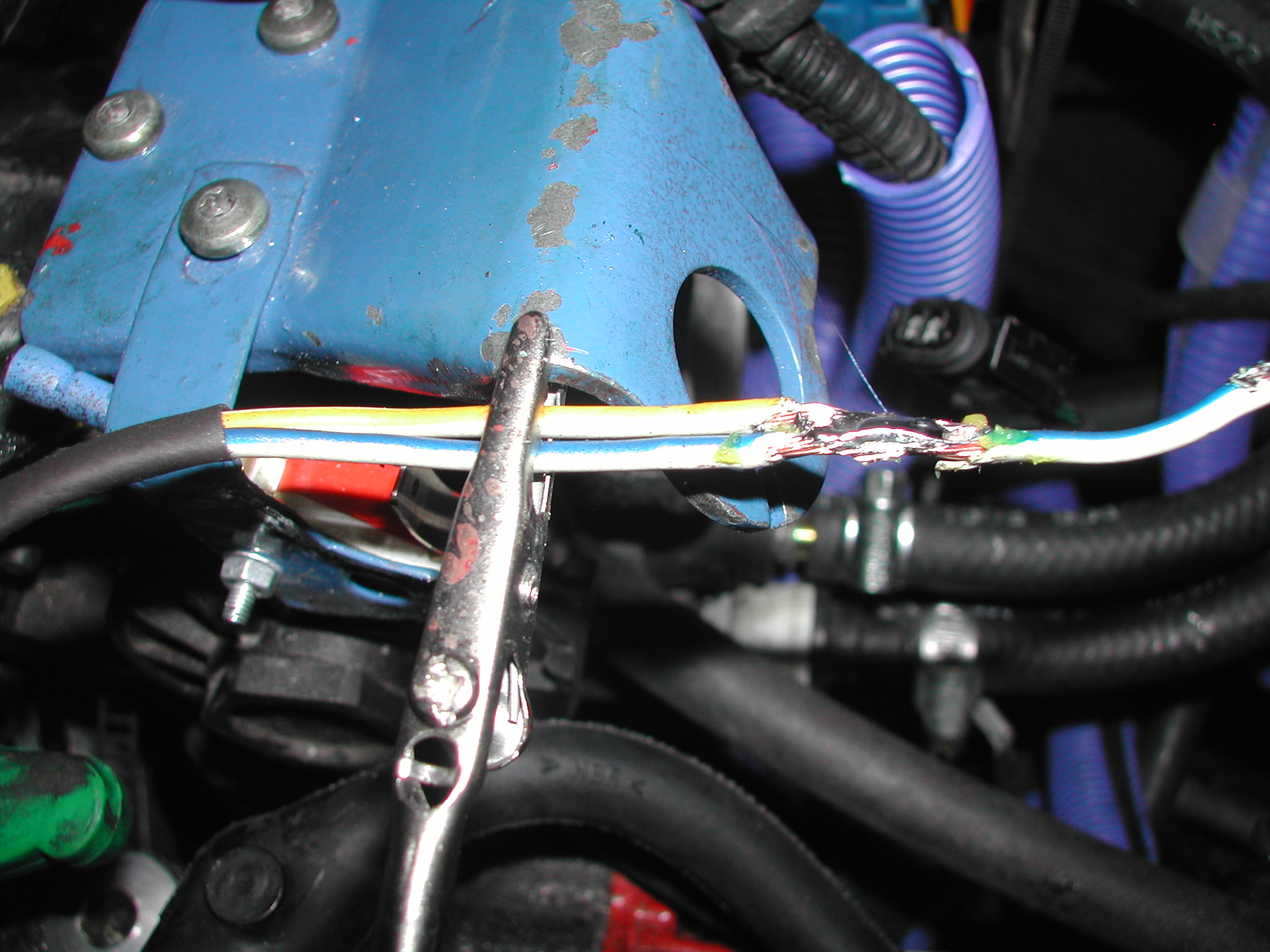 Splicing mpi injection wires
