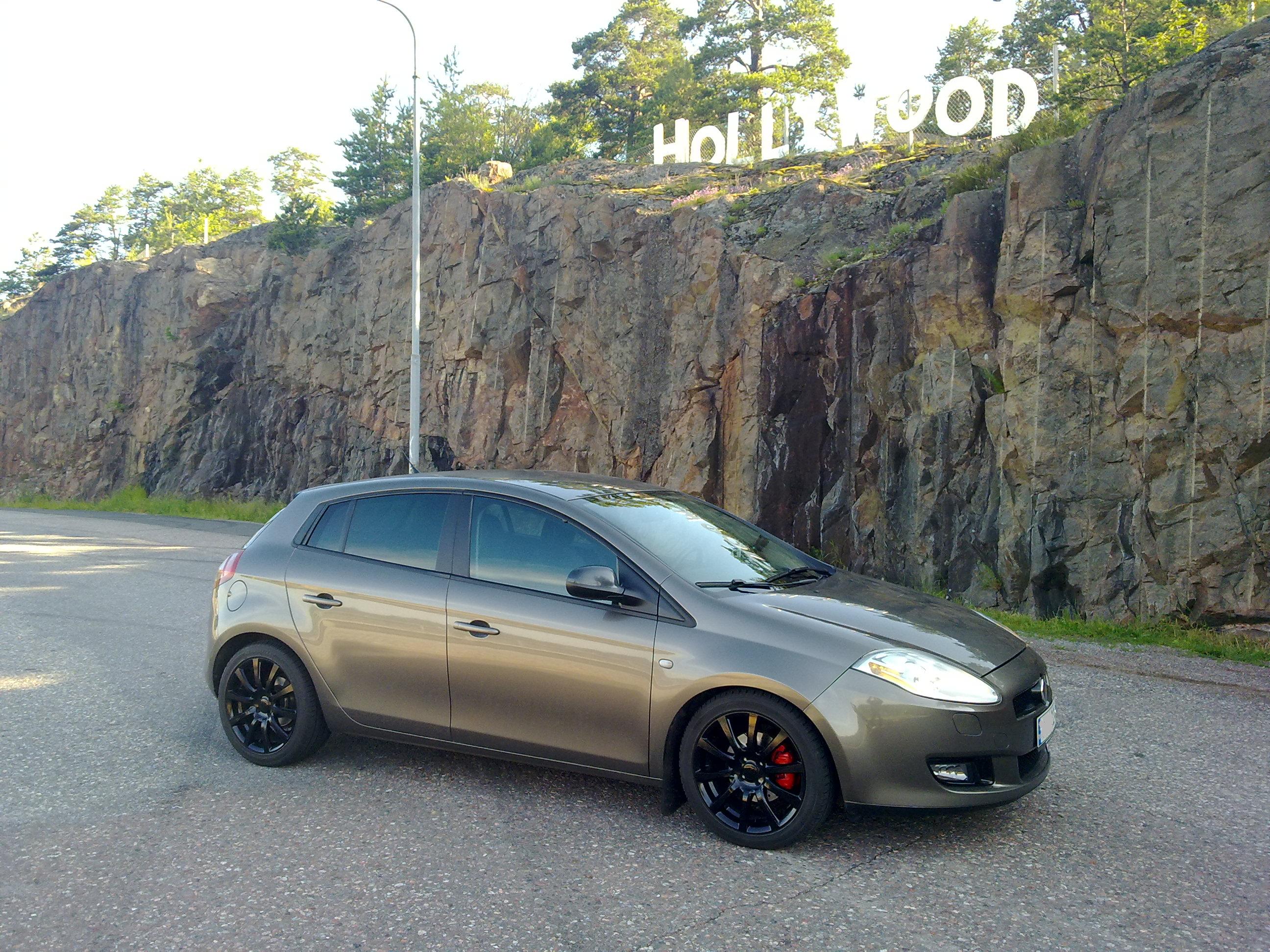 Stormis Bravo - Custom Wheels