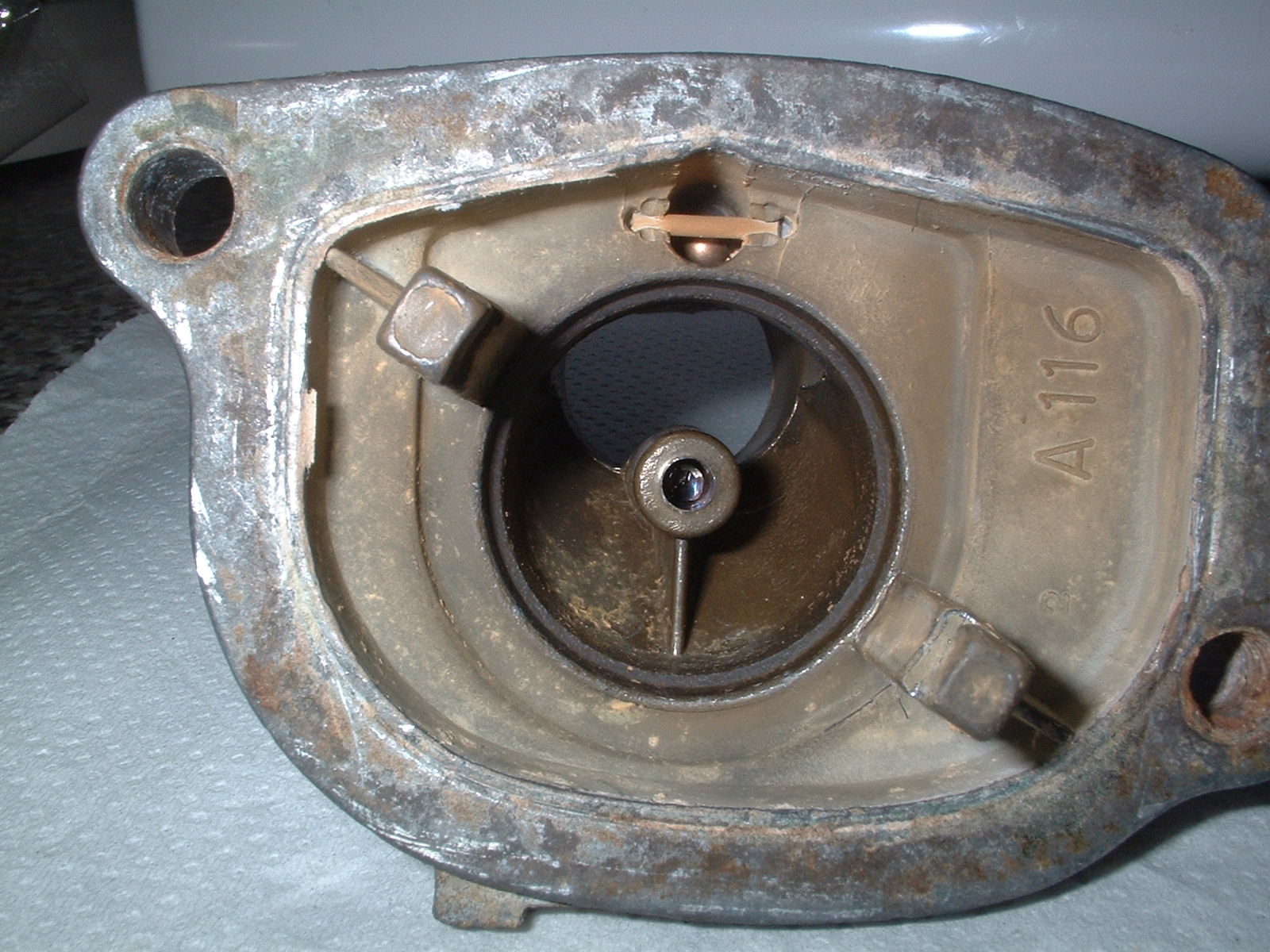 Stripped thermostat housing