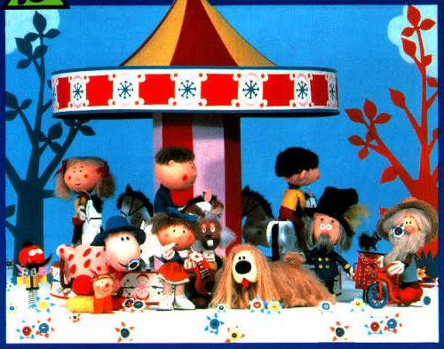 the-roundabout-sooty-the-wombles-and-the-magic-roundabout-28815523-500-393