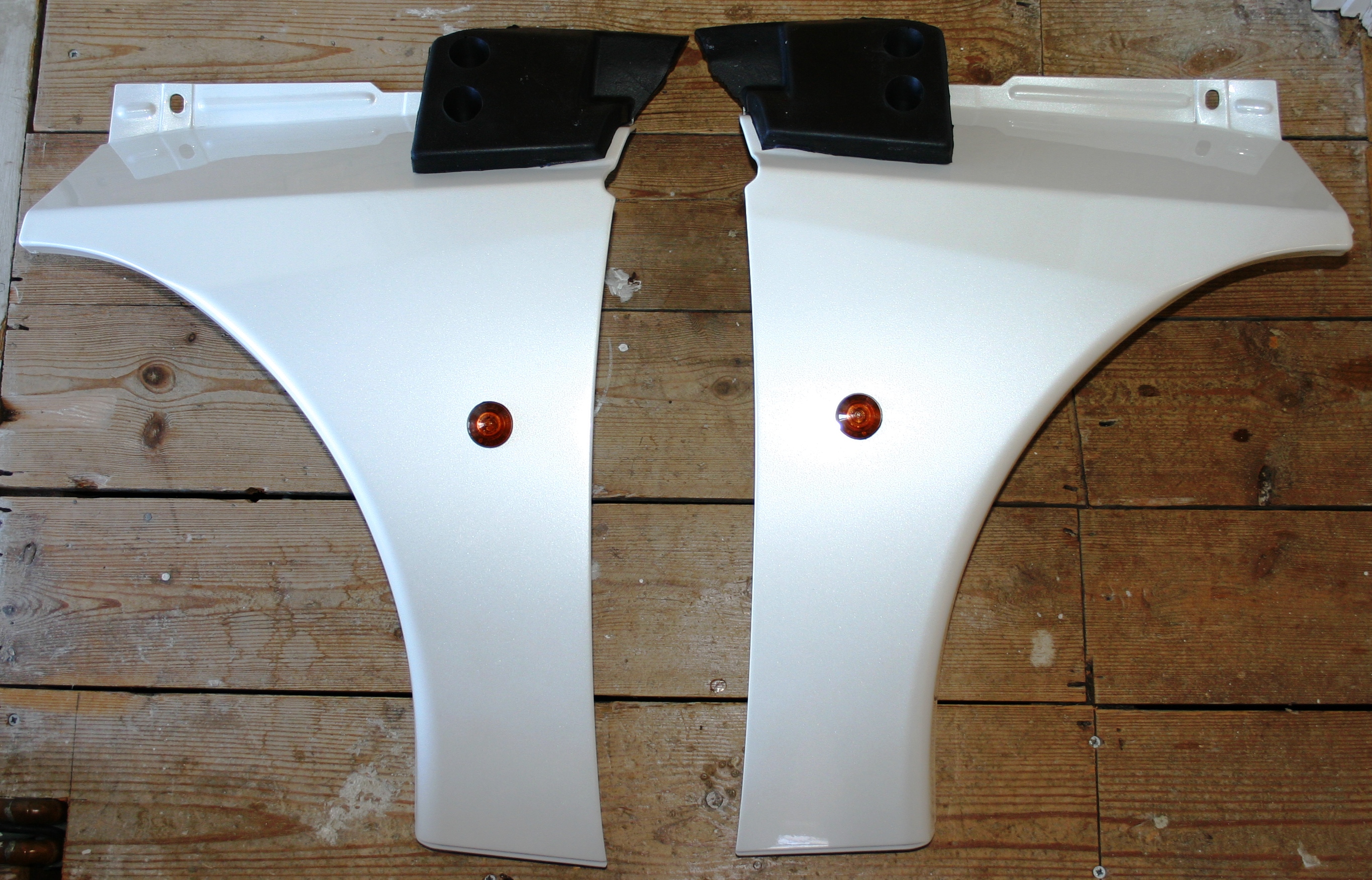 Wingd fitted with ancillary items