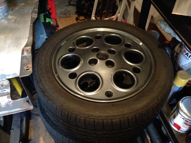 Y10 race car wheels
